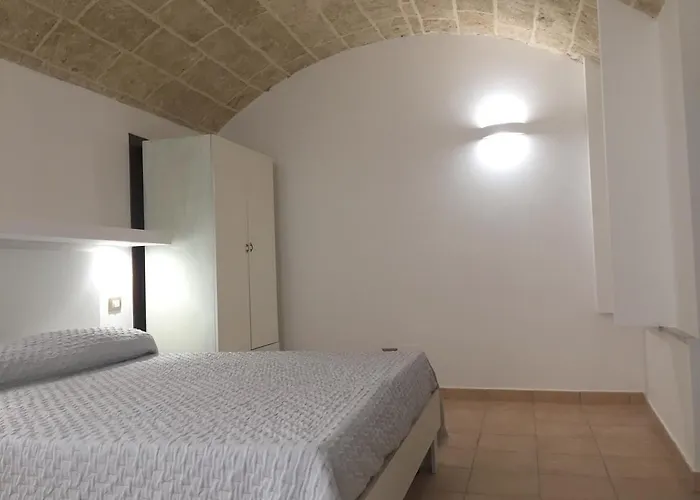 Dimora לינה וארוחת בוקר אוג'נטו