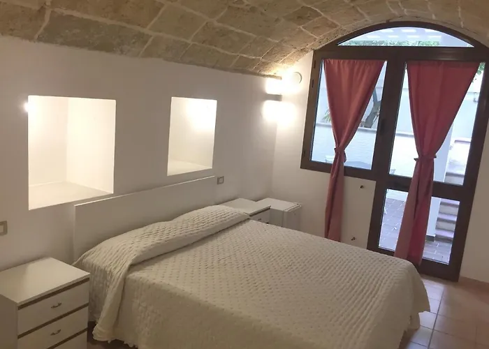 לינה וארוחת בוקר Dimora 4*