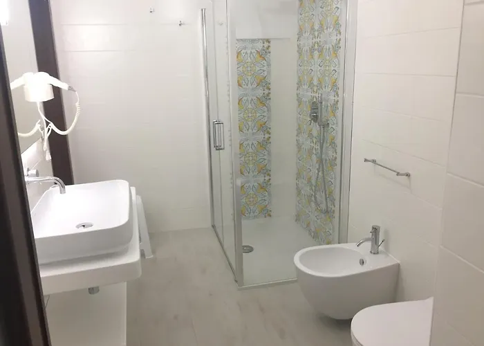 לינה וארוחת בוקר Dimora אוג'נטו